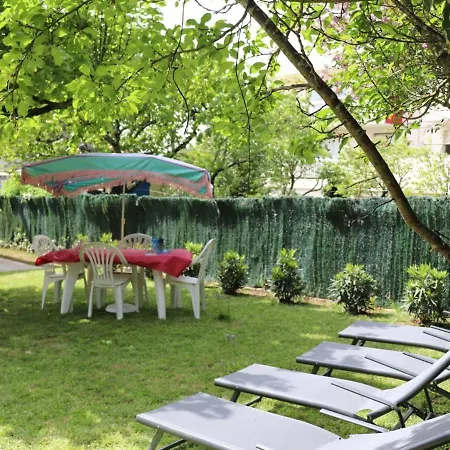Maison Royan, 4 Pieces, 6 Personnes - Fr-1-305-1496 Nyaraló Royan